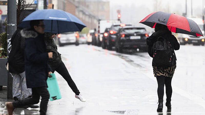 Met Éireann issues rain warning for five counties