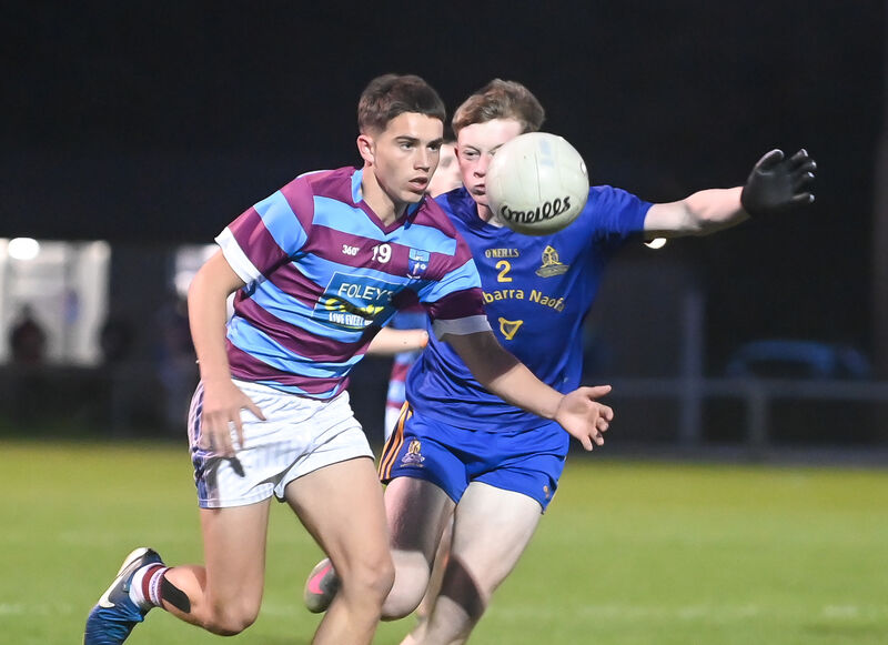  Ibane Gaels' Donagh Flynn in a race for possession with St Finbarr's Conor Garvey during their Premier 2 MFC clash at the Mardyke. Picture: David Keane.
