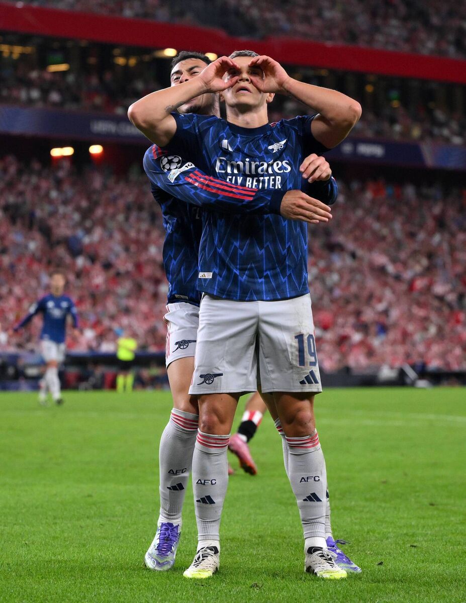Leandro Trossard of Arsenal celebrates scoring his team's second goal with Gabriel Martinelli during the UEFA Champions League against Athletic Club at the Estadio de San Mames. Picture: David Ramos/Getty Images Leandro Trossard of Arsenal celebrates scoring his team's second goal with Gabriel Martinelli during the UEFA Champions League against Athletic Club at the Estadio de San Mames. Picture: David Ramos/Getty Images