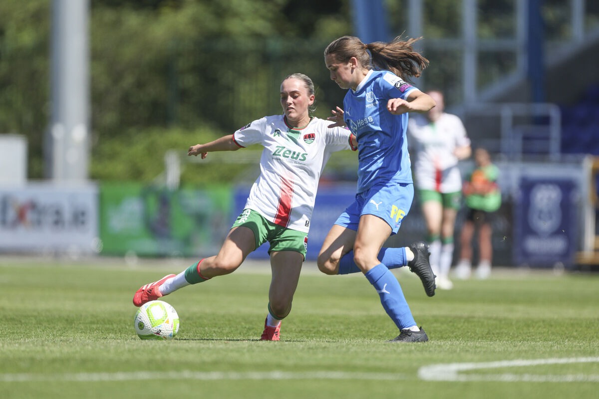 Ellie O'Brien takes on Waterford's Sophie Slattery. Picture: Patrick Browne