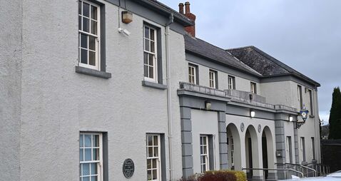 Woman who stole €5k in cash she found at Cork garda station avoids jail