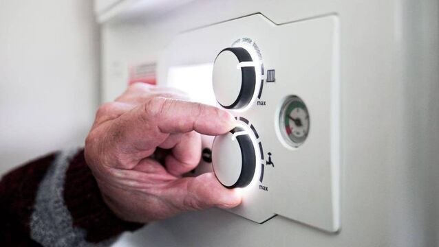 <p class="contextmenu internal_Caption">To qualify for the Fuel Allowance, you need to satisfy various criteria</p>