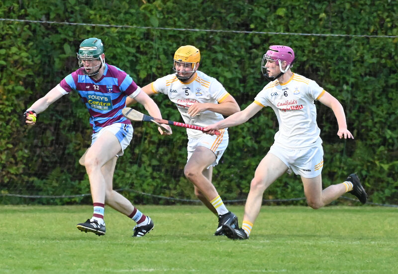 Ibane Gaels' Luke Murphy wins possession from Bandon's Daniel Coughlan and Richard Tarrantn. Picture: Eddie O'Hare