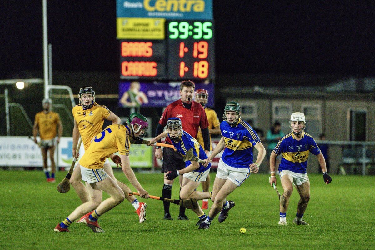 Carrigtwohill and St Finbarr’s get stuck in as the Premier 2 Minor Hurling Championship semi-final goes right down to the wire with just a point between the sides in the dying minutes.