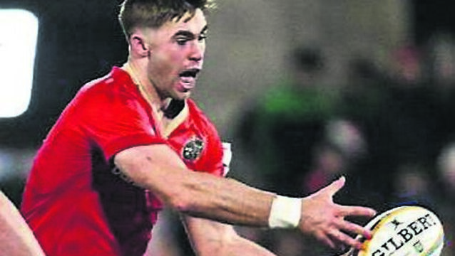 <p class="contextmenu internal_Caption">Munster star Jack Crowley, from Innishannon</p>