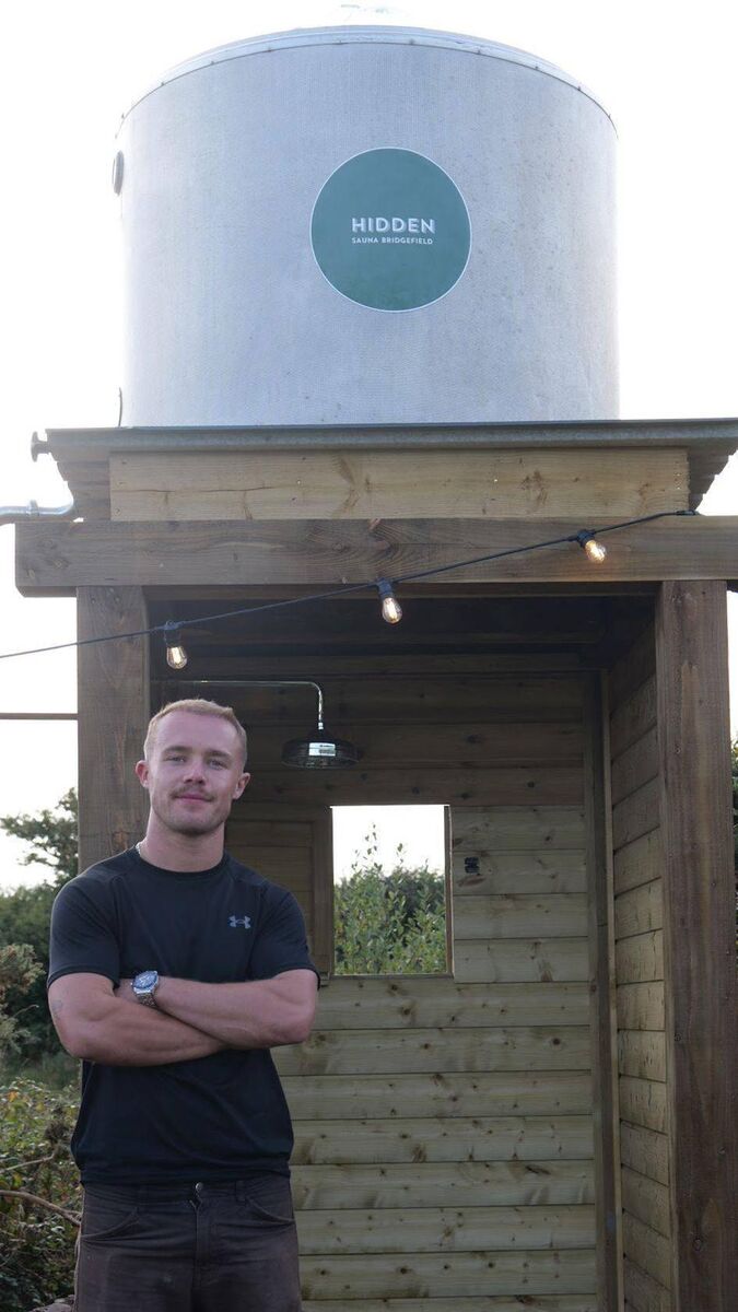 “Going to the sauna is a great alternative to going to the pub," says Harry. 