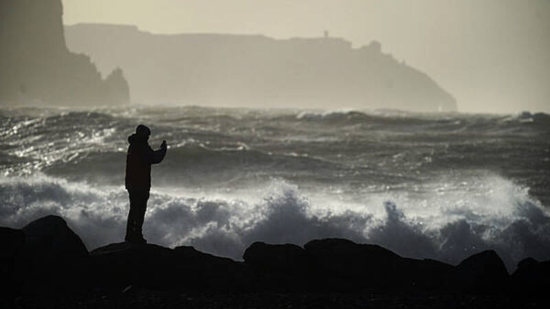 Storm Amy: Schools closed in the North, Republic extends warning