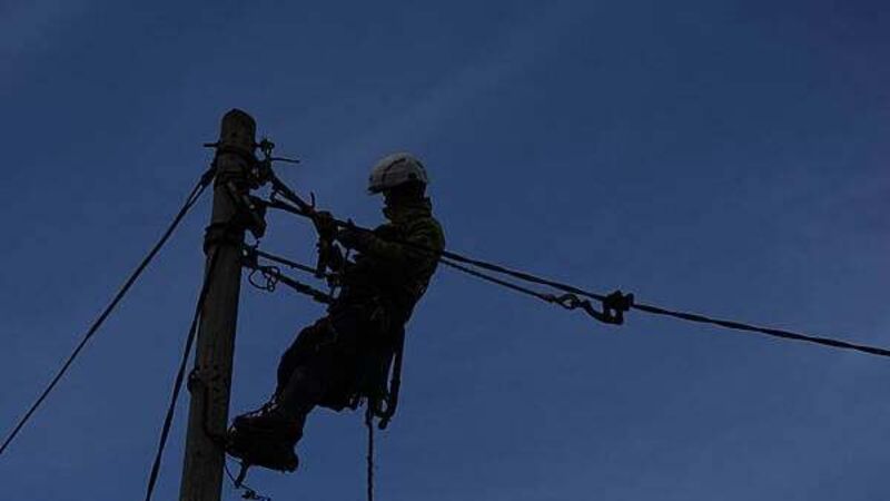 Power restoration work spills over into Monday across Ireland Power restoration work spills over into Monday across Ireland