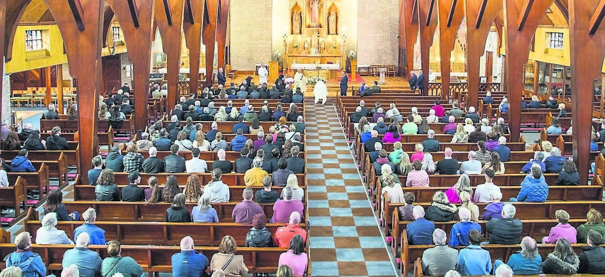 Funeral mass of Don O'Leary which was celebrated by Fr. Seán O'Sullivan and Fr. Tomás Walsh at the Church of the Resurrection Farranree, Cork. - Picture: David Creedon Funeral mass of Don O'Leary which was celebrated by Fr. Seán O'Sullivan and Fr. Tomás Walsh at the Church of the Resurrection Farranree, Cork. - Picture: David Creedon