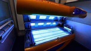 SPAIN-HEALTH-TANNING