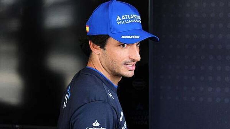 Carlos Sainz feels F1 is becoming more about ‘famous people on TV’ than races Carlos Sainz feels F1 is becoming more about ‘famous people on TV’ than races
