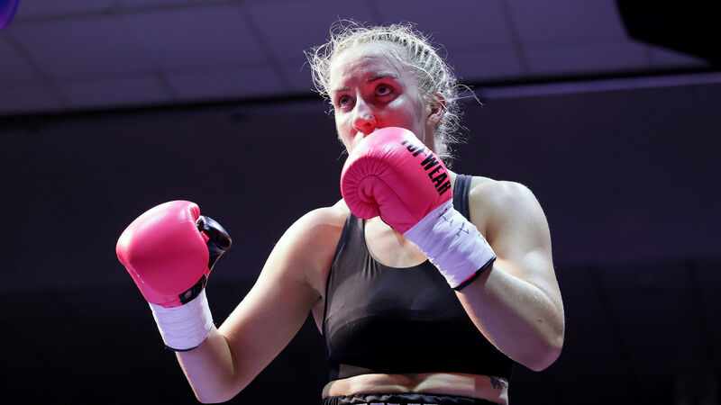 Christina Desmond puts in a superb performance on her pro debut to stop Joanna Fraszczak Christina Desmond puts in a superb performance on her pro debut to stop Joanna Fraszczak
