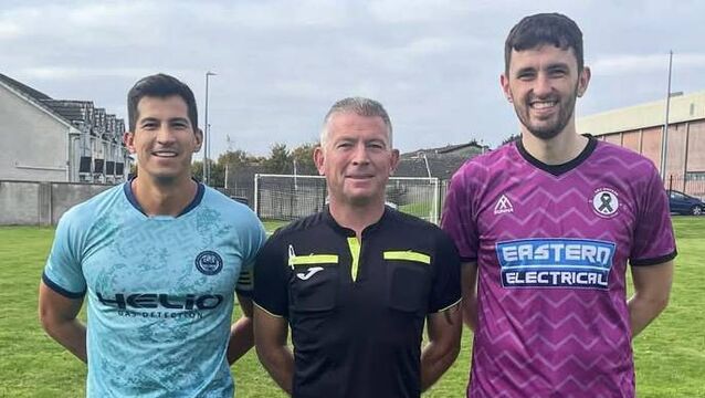 <p>Business League: Mauricio Galicia (Helio Inter Cork), Damien Morey (referee) and Brian Kelly (Arc Rovers) before the exciting 4-4 draw in the Grandon’s Toyota Premier Division Game of the Week at James Kenneally Sports Centre. Picture: Finbarr Buckley</p>