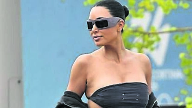 <p class="contextmenu internal_Caption">GUEST: US reality TV personality Kim Kardashian is on the Cork man's show tonight. </p>