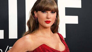 Taylor Swift fans flood German museum to see Ophelia painting echoing hit video