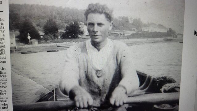 <p>Ferryman Mossie Good, who plied his trade across the Owenabue estuary between 1932 and 1962</p>