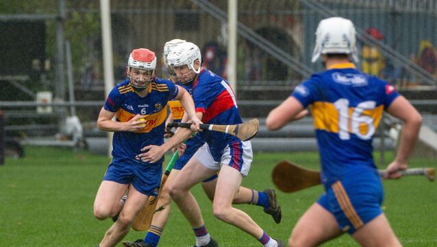 <p>Carrigaline’s Cillian Buckley drives forward in the closing moments of the Fé16 Premier Hurling Challenge Cup final against Erin’s Own at the Mardyke. Picture: Chani Anderson.</p>