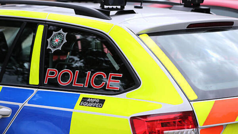 Arrest after fight ‘involving knives’ in Belfast Arrest after fight ‘involving knives’ in Belfast