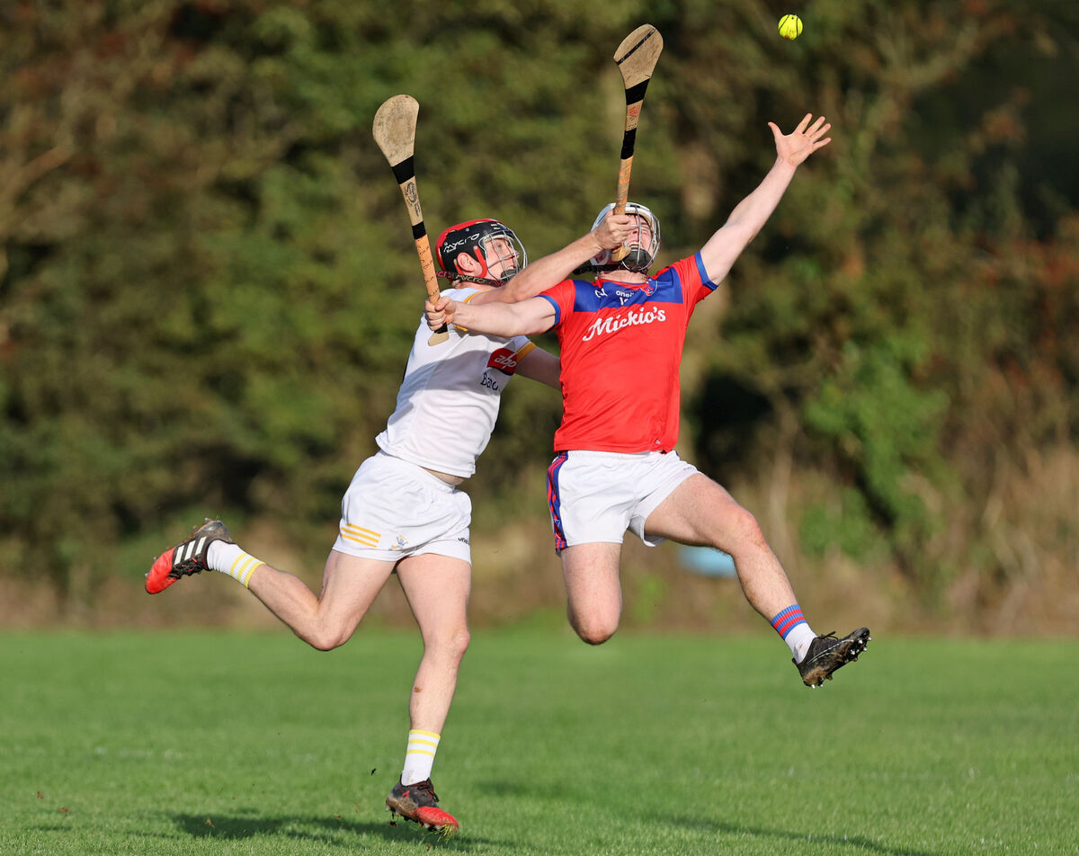  Cathal Lynch, Bandon, contests with Ronan Blackton, Erin's Own during the 2025 Intermediate A Hurling Championship quarter final at Ballinhassig. Picture: Jim Coughlan.