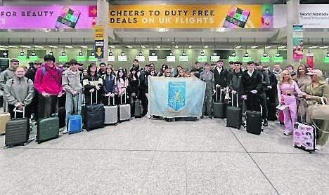 Coláiste Éamann Rís Senior Cycle students jetting off to Salou on their school tour. Coláiste Éamann Rís Senior Cycle students jetting off to Salou on their school tour.