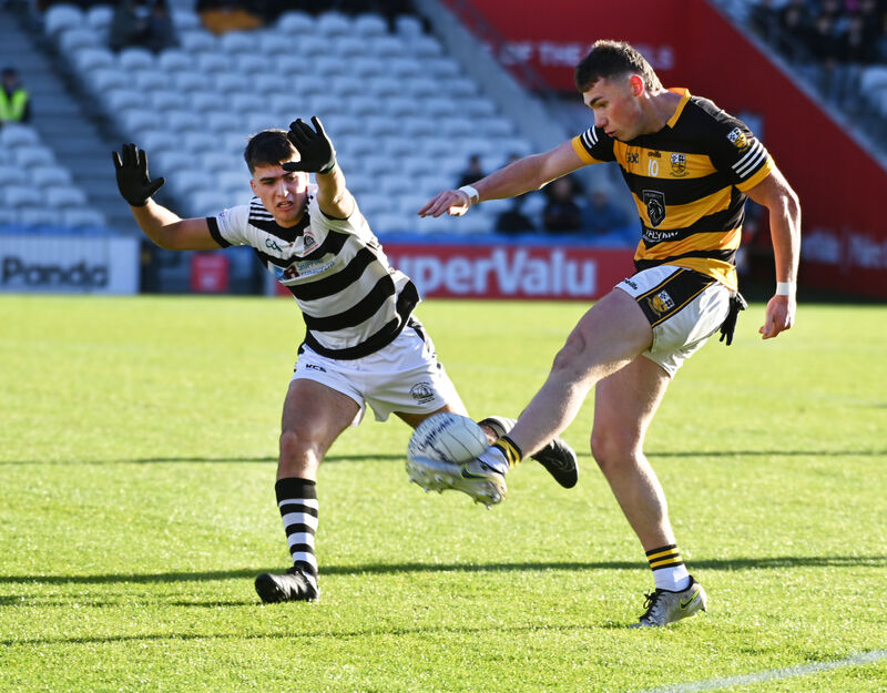 Buttevant's Mark Lenahan shoots from St Nick's Diarmuid Wall. Picture: Eddie O'Hare Buttevant's Mark Lenahan shoots from St Nick's Diarmuid Wall. Picture: Eddie O'Hare