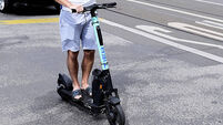 81465639 E-scooters use