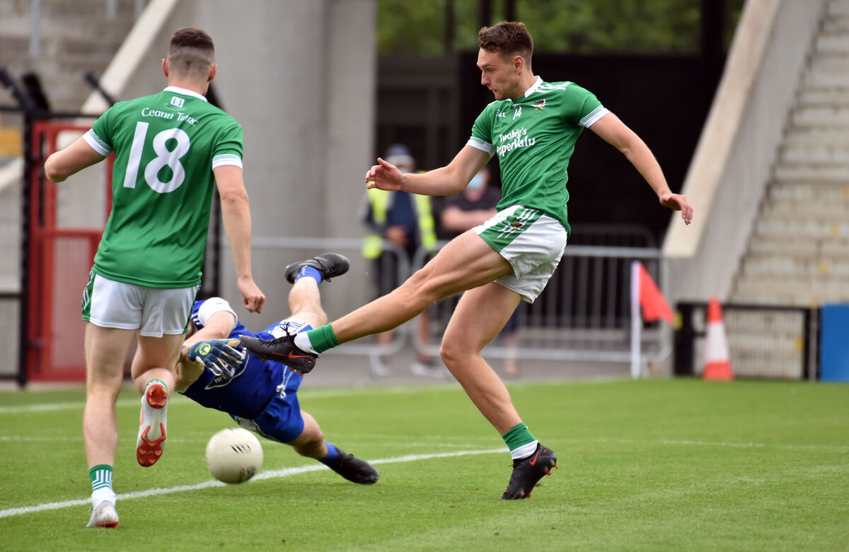 Knocknagree goalkeeper Patrick Doyle makes a great save from Kanturks' Ian Walsh. Picture: Eddie O'Hare Knocknagree goalkeeper Patrick Doyle makes a great save from Kanturks' Ian Walsh. Picture: Eddie O'Hare