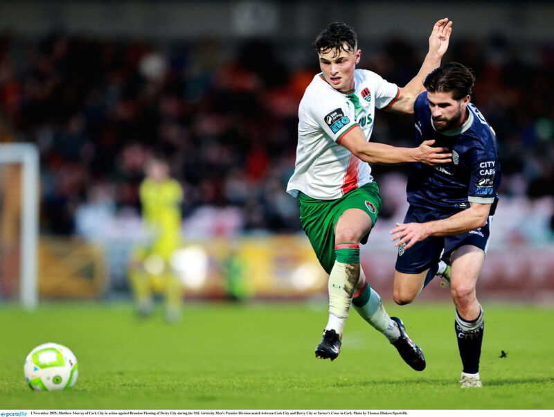 Matthew Murray of Cork City in action against Brandon Fleming of Derry City. Photo by Thomas Flinkow/Sportsfile