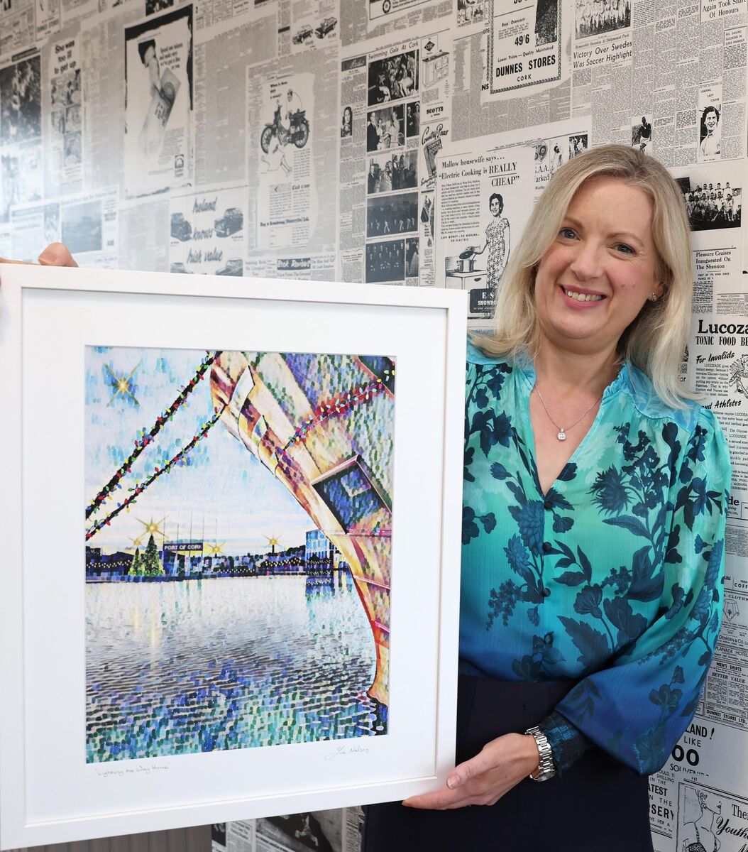  Sue Nelson with her artwork for the cover.
