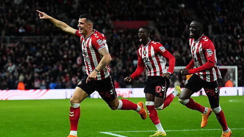 Granit Xhaka equaliser earns Sunderland point against Everton