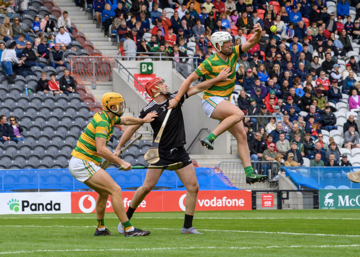 Blackrock's Robbie Cotter is held by Eoin Moloney of Midleton during their Co-Op Superstores Premier SHC semi-final at SuperValu Páirc Uí Chaoimh. Picture: Dan Linehan Blackrock's Robbie Cotter is held by Eoin Moloney of Midleton during their Co-Op Superstores Premier SHC semi-final at SuperValu Páirc Uí Chaoimh. Picture: Dan Linehan