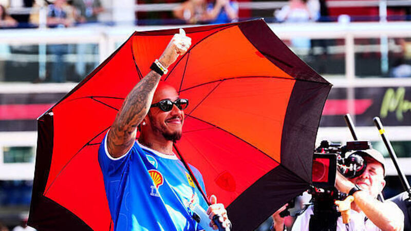 Lewis Hamilton: No rush to start talks over new Ferrari deal