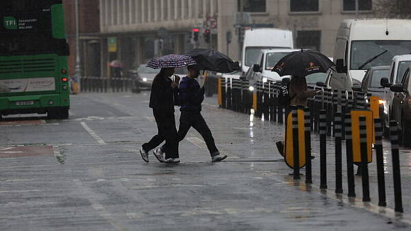 Met Éireann issues rain warning for eight counties