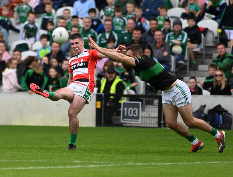 Ballincollig's Darren Murphy shoots from Nemo Rangers' Kieran Histon in 2022. Picture: Eddie O'Hare Ballincollig's Darren Murphy shoots from Nemo Rangers' Kieran Histon in 2022. Picture: Eddie O'Hare