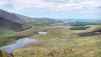 2JKH495 Looking North from Conor's Pass on the R560 in County Kerry, Ireland