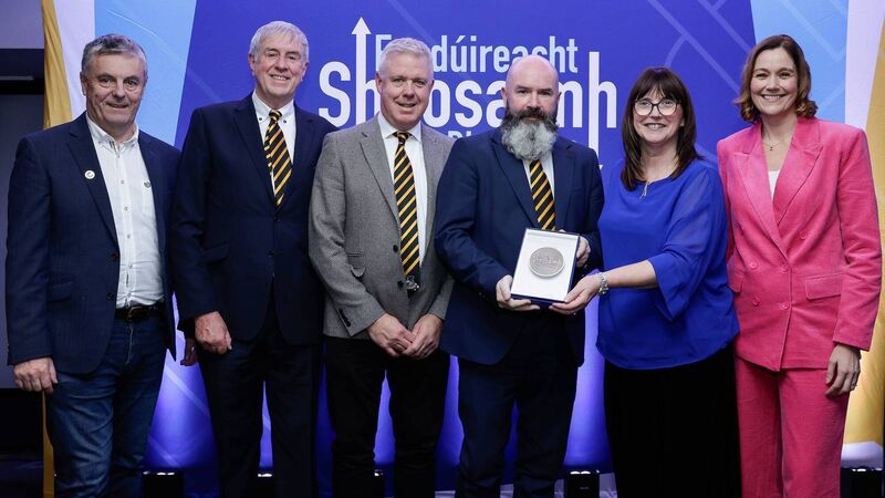Two Cork GAA clubs recognised for promoting Irish language 