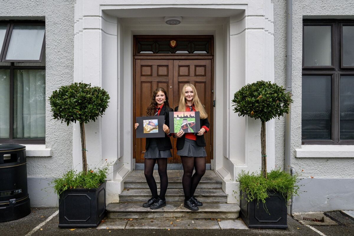 Poppy Buttimer and Lucy Murphy, Bandon Grammar School art students, who created illustrations for the fiction section of this year’s Holly Bough. Picture: Chani Anderso