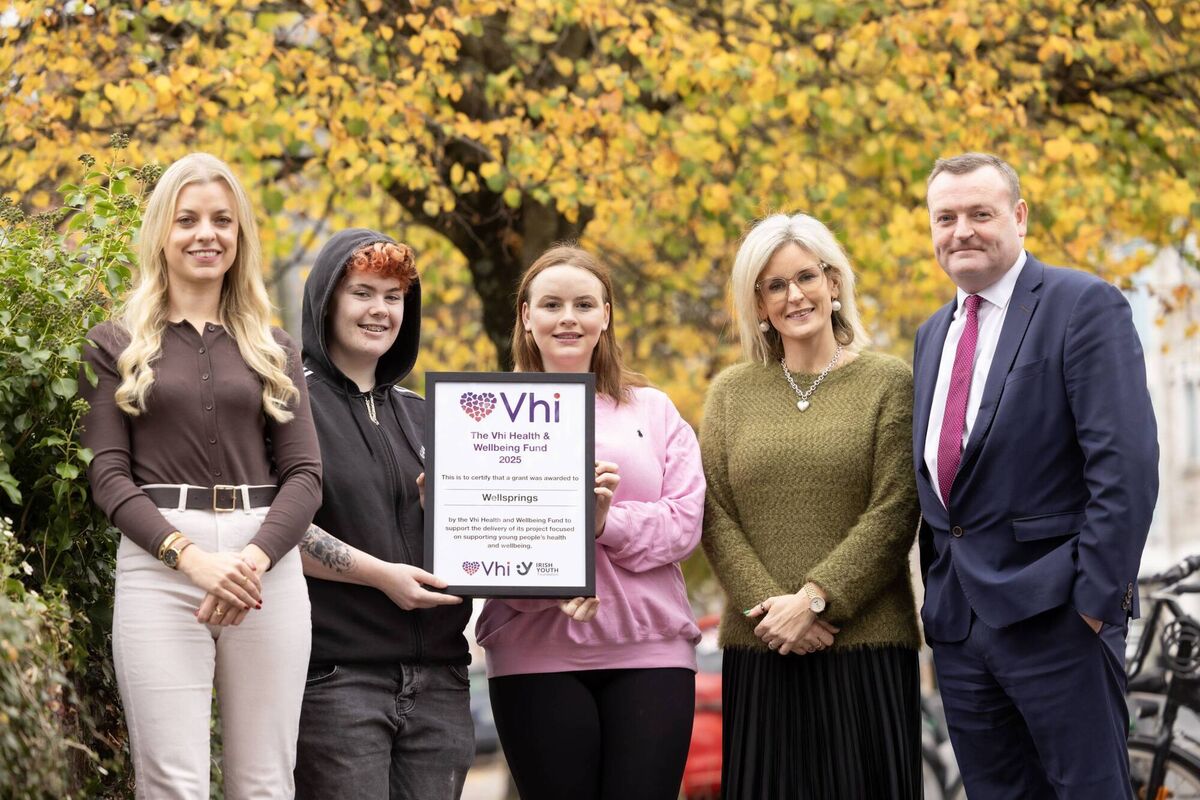 Pictured L-R: Aoife O’Brien, Wellsprings outreach coordinator; Wellsprings Outreach users Aimee Flanagan and Courtney Davis; Anne-Marie Brophy, Vhi business acquisition manager; Pat Mullins, chairperson, board of directors Wellsprings. Photograph: Cathal Noonan