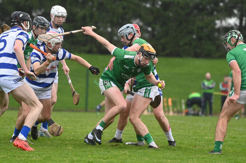  Pete Kelly, Ballincollig, drives out with possession against Inniscarra. Picture: Larry Cummins