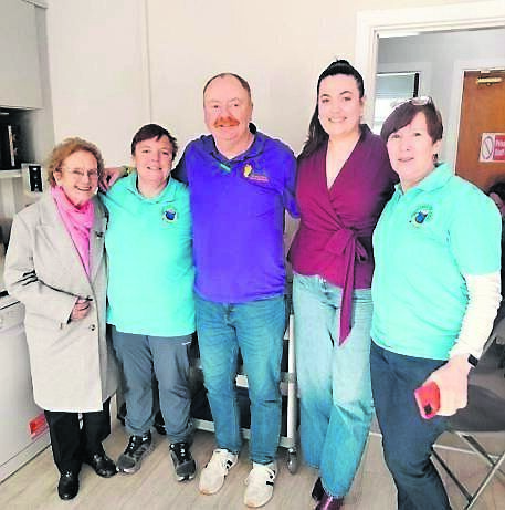 Shine A Light reps with the Chit Chat group. Shine A Light reps with the Chit Chat group.