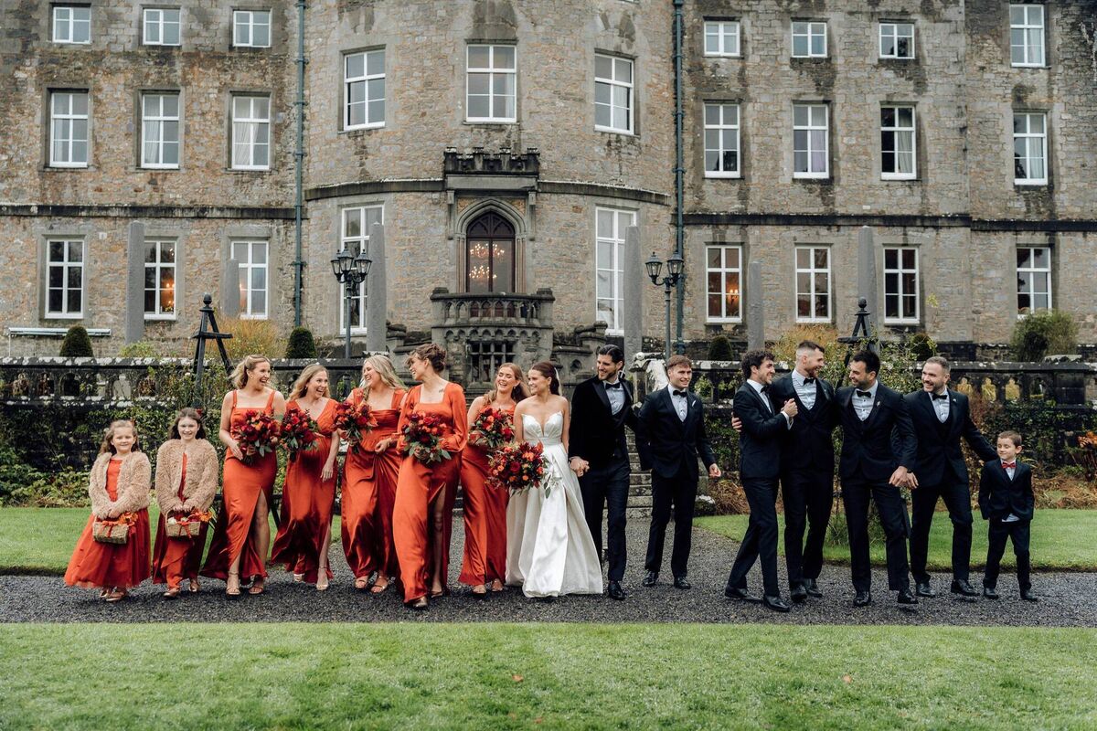 Alan and Carole with their bridesmaids, groomsmen, flower girls Aoife and Lia and page boy Tadhg. 
