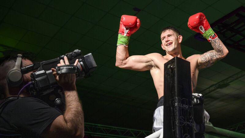 Brian 'BB' Long puts in a devastating display to move to 3-0 and remain unbeaten