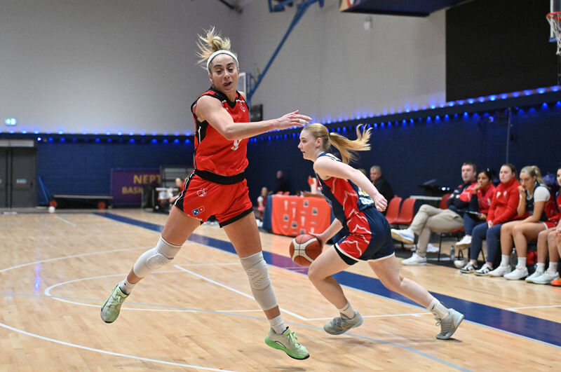  Lauryn Homan, Brunell, on the move at Neptune Stadium. Picture: Dan Linehan