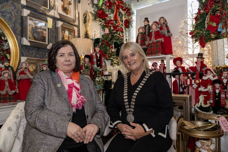 The Mayor is pictured alongside chief executive of Cork County Council, Moira Murrell, visiting 'Read &amp; Write' newsagents in Youghal. Picture by: Brian Lougheed 