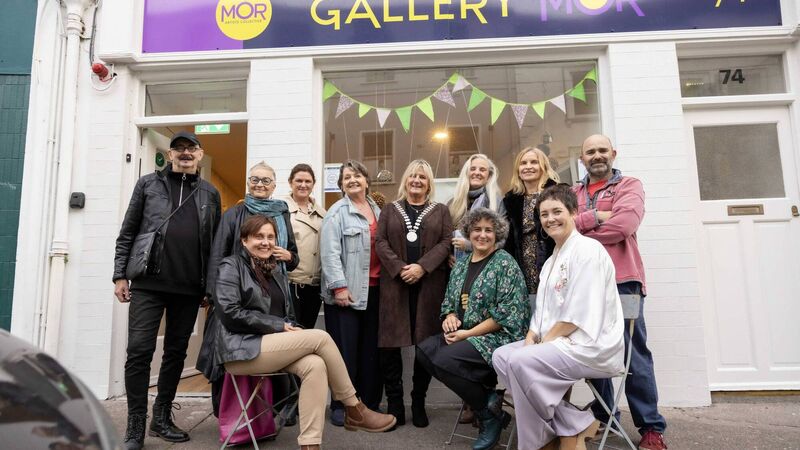 Cork artists bring work to pop-up Gallery Mór in time for Christmas