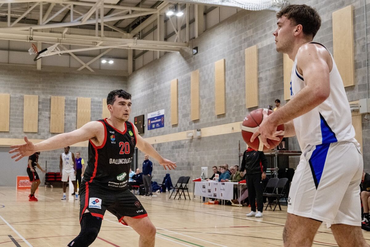 Ballincollig’s Dylan Corkery blocks a pass by Belfast Star’s Max Richardson. Picture: Chani Anderson.