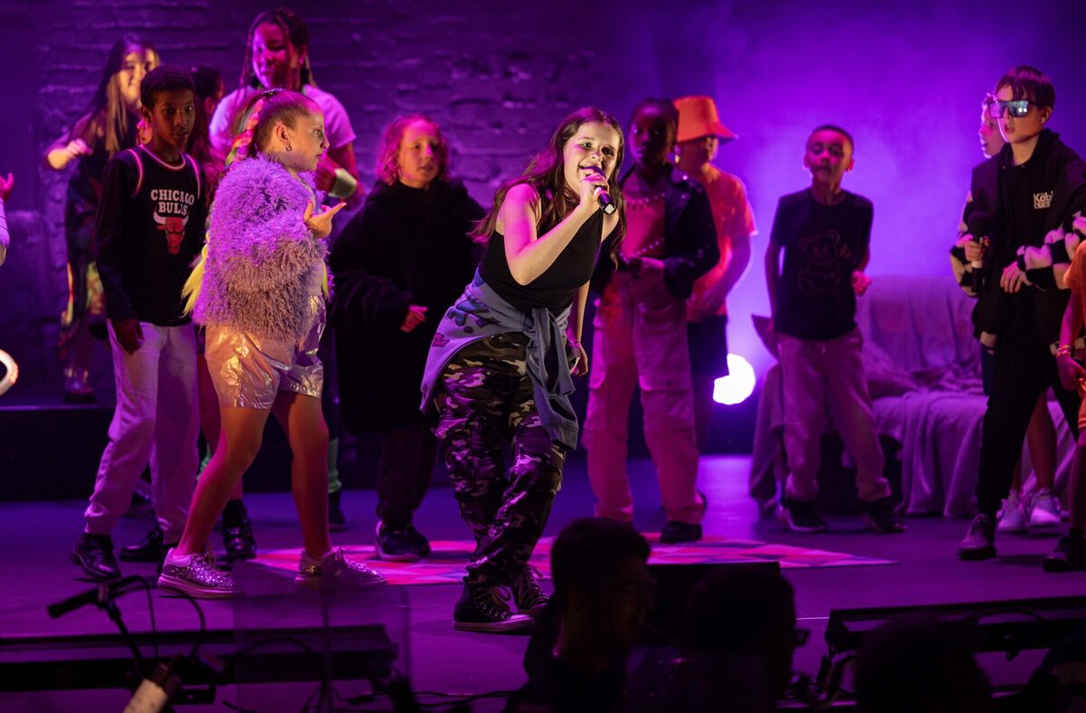 The Kabin Crew has enjoyed great success in recent years. The Kabin Crew has enjoyed great success in recent years.