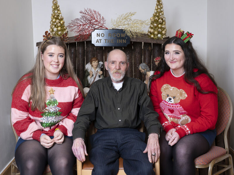 Grace Gould and Katie Morehead from Scoil Mhuire with Frank Nagle, Share resident, originally from Dublin. Grace Gould and Katie Morehead from Scoil Mhuire with Frank Nagle, Share resident, originally from Dublin.