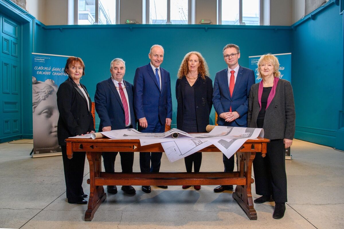Rose McHugh, chair of the Crawford Art Gallery; Minister of State Kevin 'Boxer' Moran; Taoiseach Micheál Martin; Mary McCarthy, Director of the Crawford Art Gallery; Minister Patrick O'Donovan and Yvonne Farrell, Grafton Architects pictured at the launch of the Crawford Art Gallery Redevelopment Project, Cork city. Rose McHugh, chair of the Crawford Art Gallery; Minister of State Kevin 'Boxer' Moran; Taoiseach Micheál Martin; Mary McCarthy, Director of the Crawford Art Gallery; Minister Patrick O'Donovan and Yvonne Farrell, Grafton Architects pictured at the launch of the Crawford Art Gallery Redevelopment Project, Cork city.