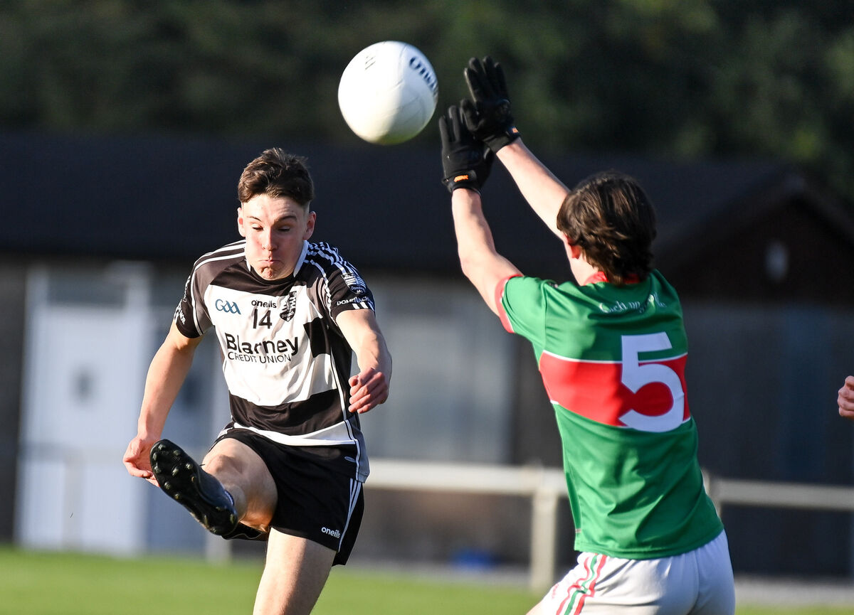 Donoughmore's Daniel Holland scores a point past Clonakilty's Derry O'Donovan during their Premier 2 MFC clash at the Mardyke. Picture: David Keane. Donoughmore's Daniel Holland scores a point past Clonakilty's Derry O'Donovan during their Premier 2 MFC clash at the Mardyke. Picture: David Keane.